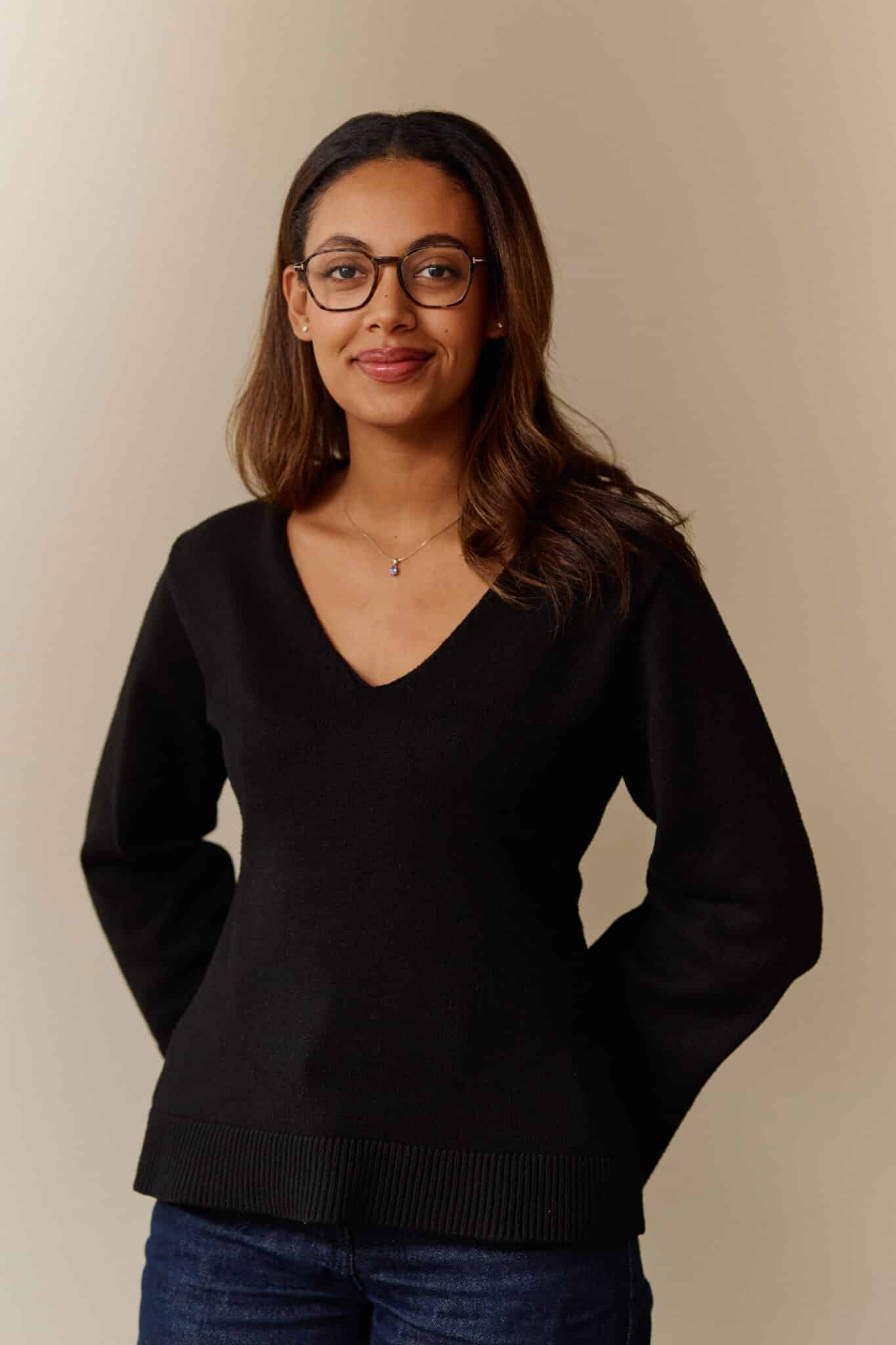 Nadya Tahir, Studentmedarbeider