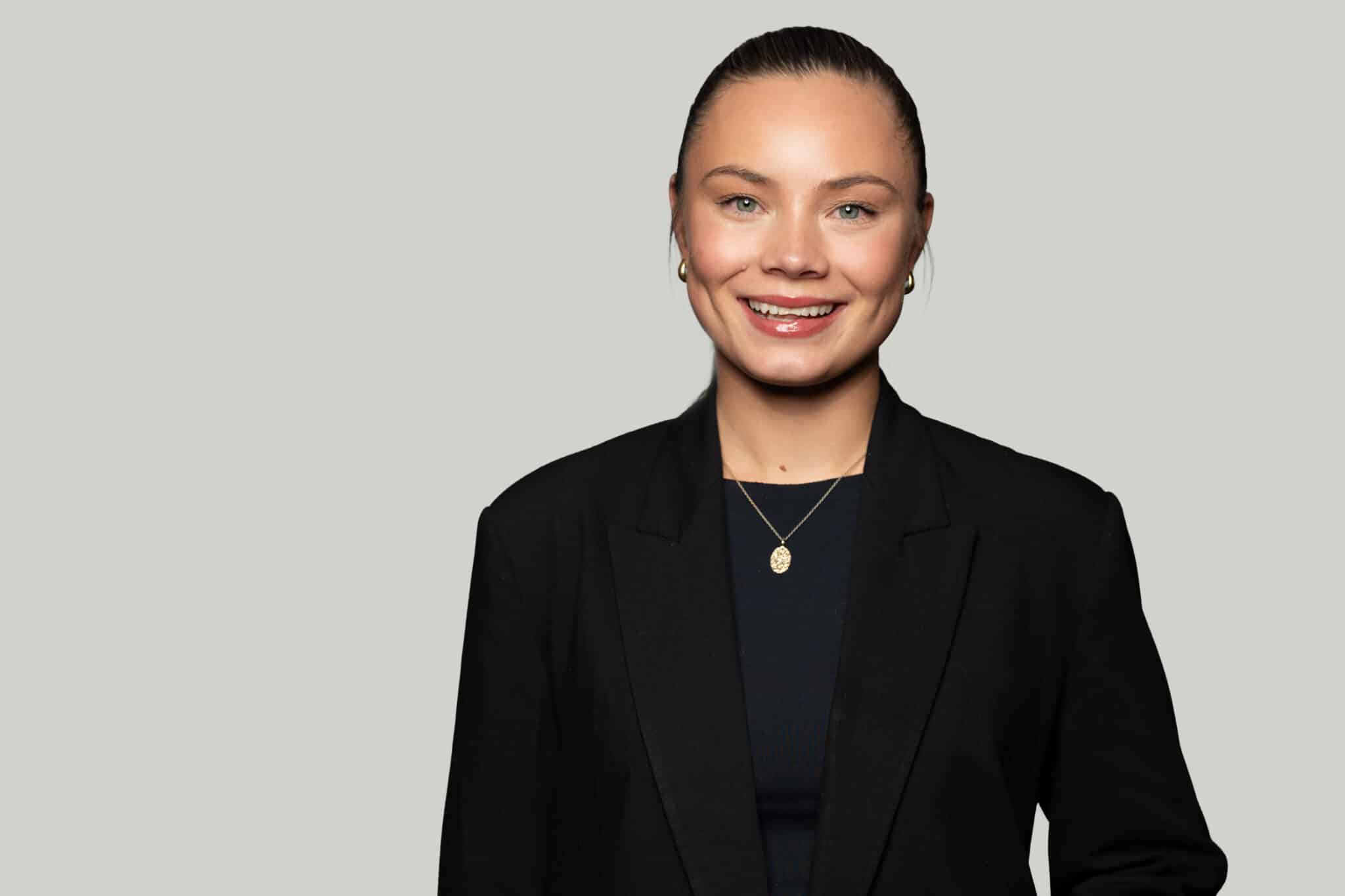 Rebecca Munster.Mekler